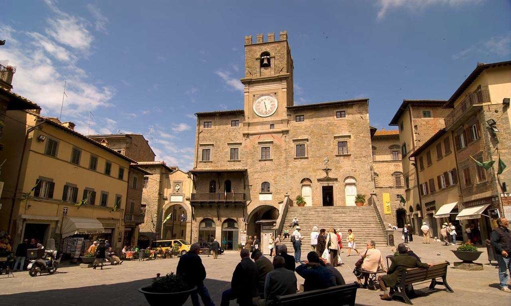 Hotel Sabrina Cortona Bagian luar foto