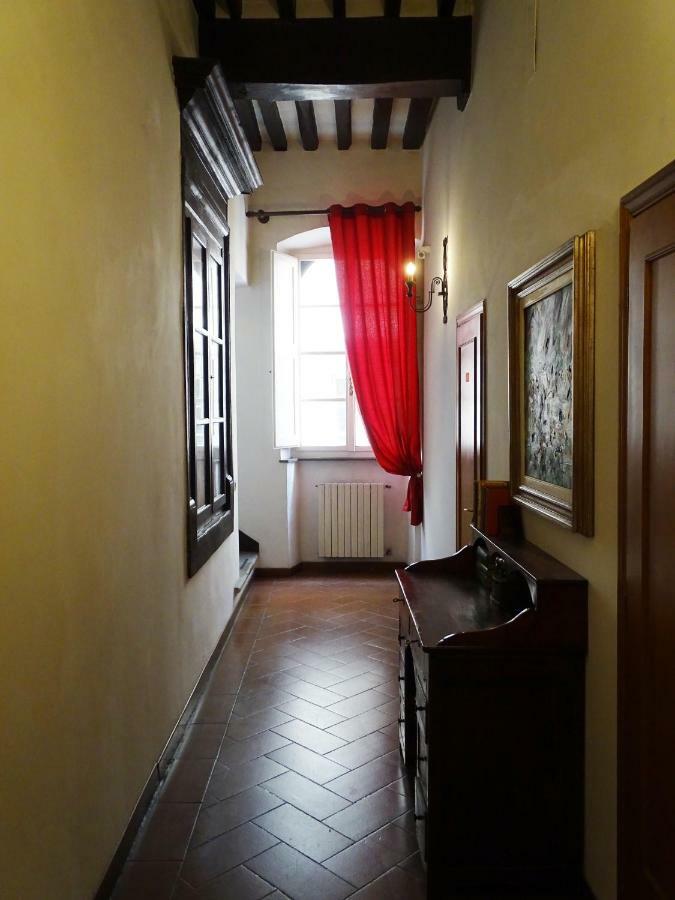 Hotel Sabrina Cortona Bagian luar foto