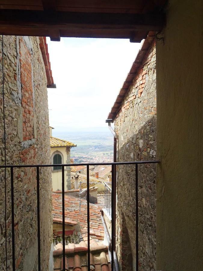 Hotel Sabrina Cortona Bagian luar foto